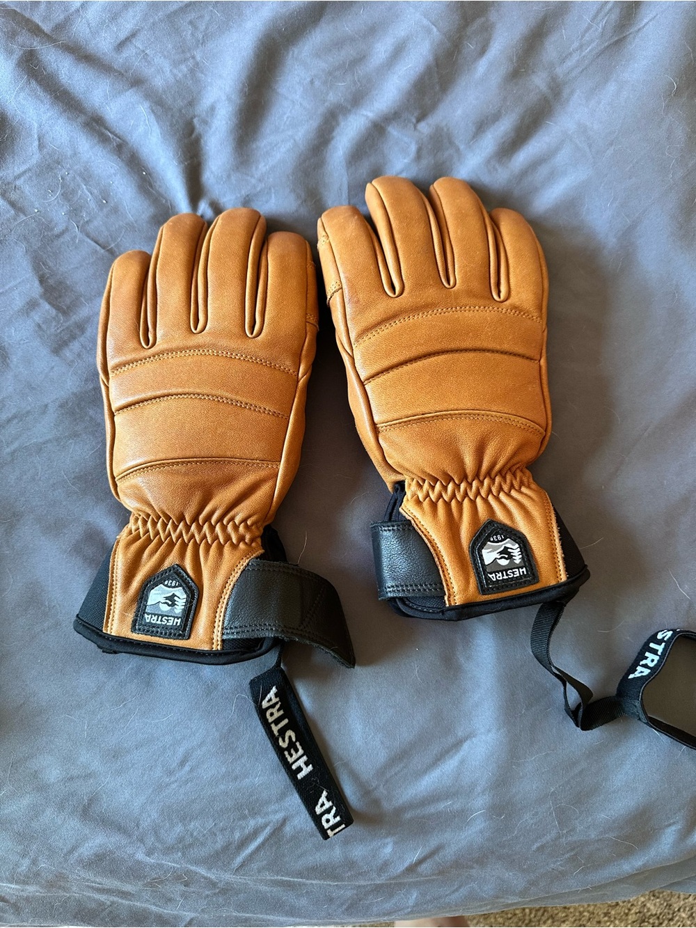 Hestra Tan Leather Gloves - 6